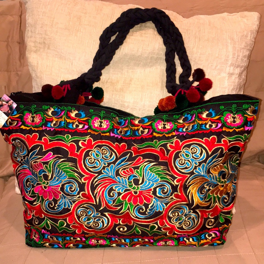 6 One of a kind hand stitched handbag - Picture 8 of 11